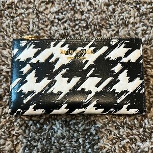 Kate Spade Black and White Wallet